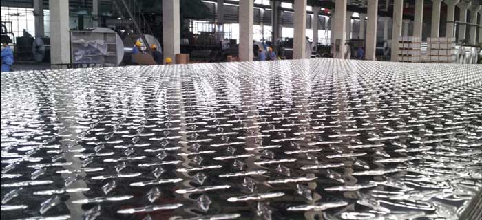 Aluminium Checkered Platet